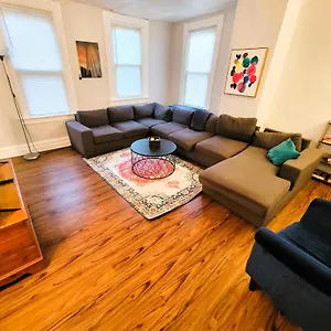 https://3-br-off-street-parking-amazing-view-nearby.hotels-in-pittsburgh.com